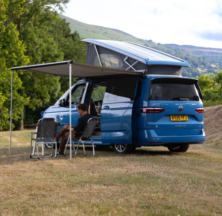 El chef Matt Tebbutt convierte un Volkswagen California en la cocina de su restaurante