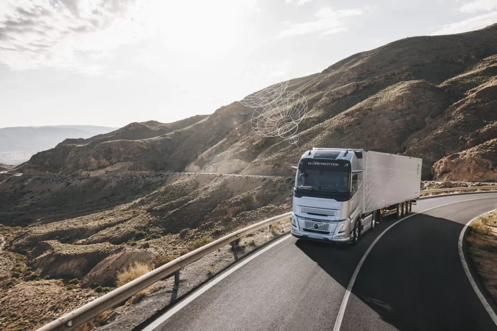 2025 Volvo trucks camiones conectados 2 Motor16