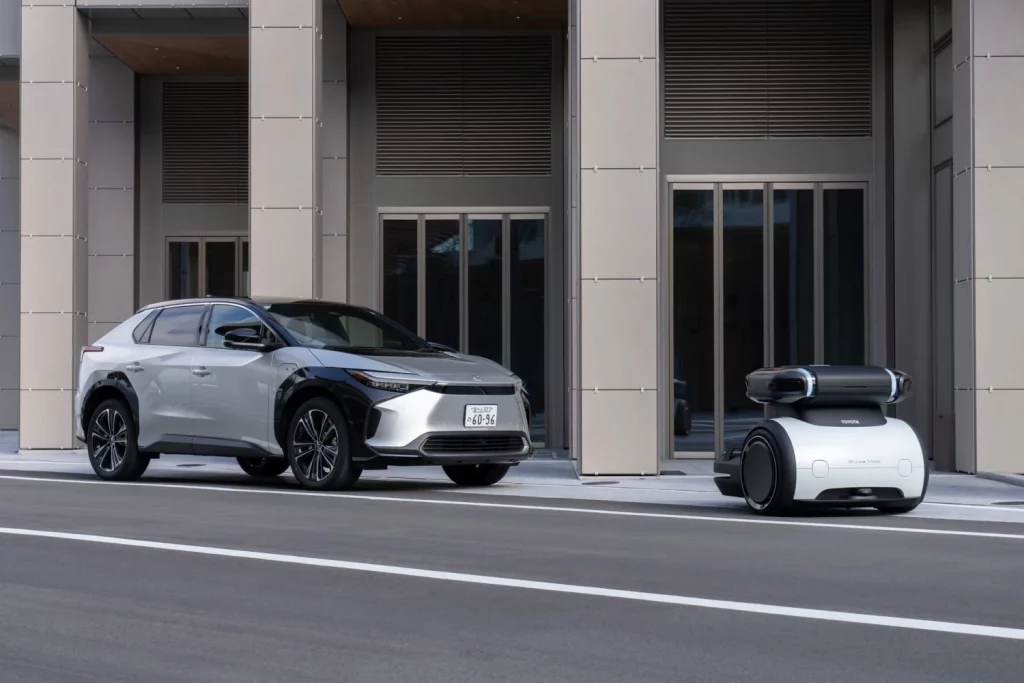 2025 toyota woven city 8 Motor16