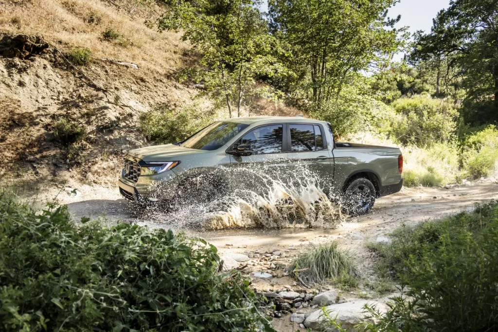 El nuevo Honda Ridgeline pick up promete ser más robusto 2 Motor16 Honda Ridgeline