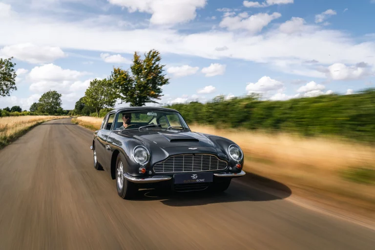 Electrogenic transforma el icónico Aston Martin DB6 en un obra maestra eléctrica