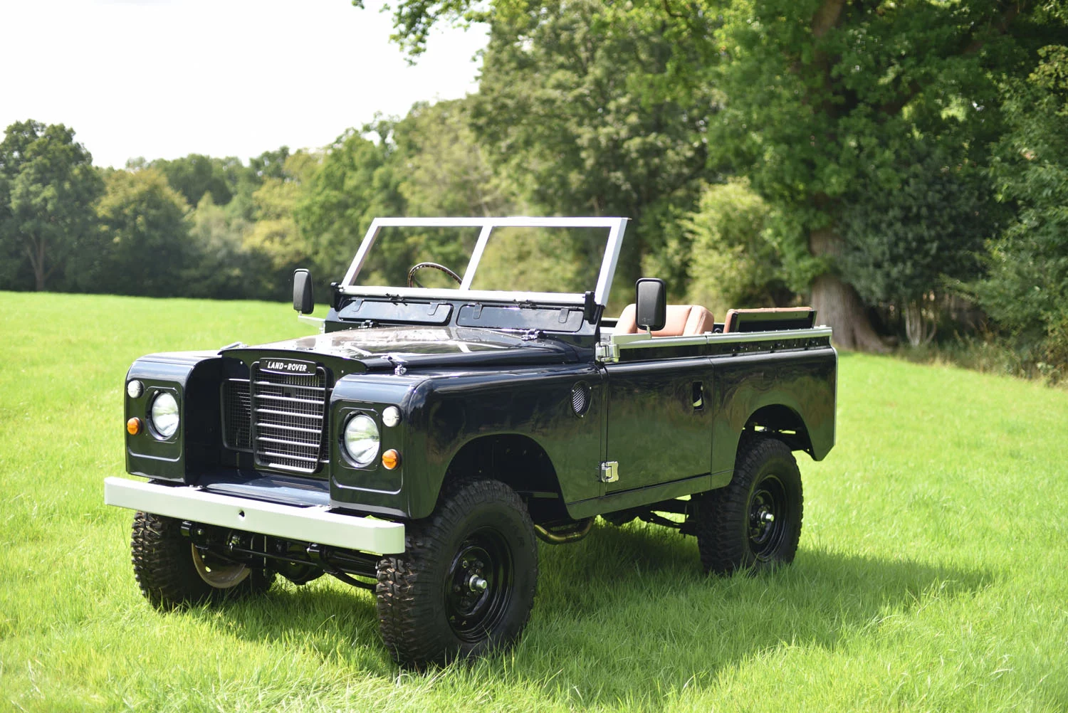 The Admiral, un Land Rover Defender de 1976 para el siglo XXI