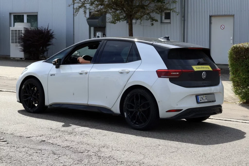 Audi A2 e tron Q2 e tron 10 Motor16