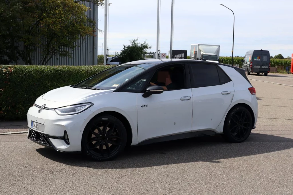 Audi A2 e tron Q2 e tron 6 Motor16