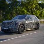 BMW iX5: batería de 141 kWh, 800V e hidrógeno para superar los 1.000 km de autonomía