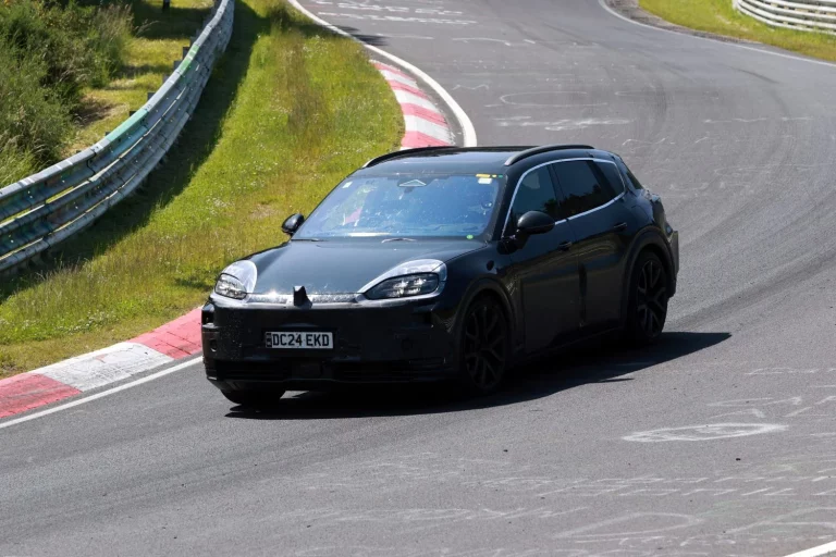 Bentley añadirá un SUV ‘compacto’ a su gama