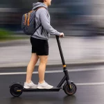 DGT: desde el 1 de enero los conductores de bici eléctrica y patinete no podrán circular sin este documento