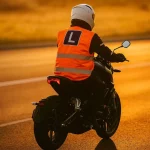 Nuevo cambio en el examen de conducir de motos: la DGT apunta a las vías abiertas