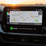 Android Auto 15.3 revoluciona tu coche: así puedes instalar la nueva versión antes que nadie