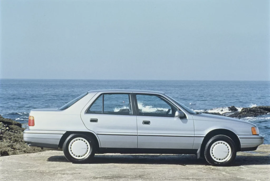 Cuatro décadas del Hyundai Sonata: la larga y azarosa historia del gran líder coreano 20 Motor16 HYUNDAI SONATA 2 GENERACION 2 Motor16