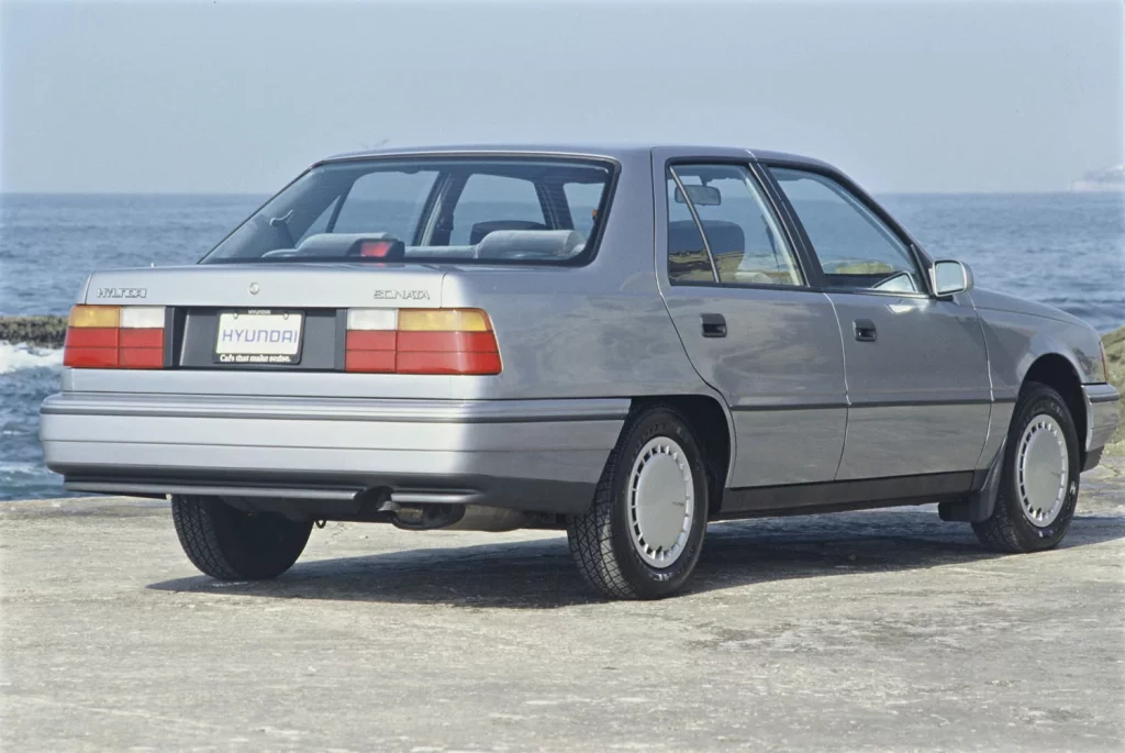Cuatro décadas del Hyundai Sonata: la larga y azarosa historia del gran líder coreano 21 Motor16 HYUNDAI SONATA 2 GENERACION 3 Motor16
