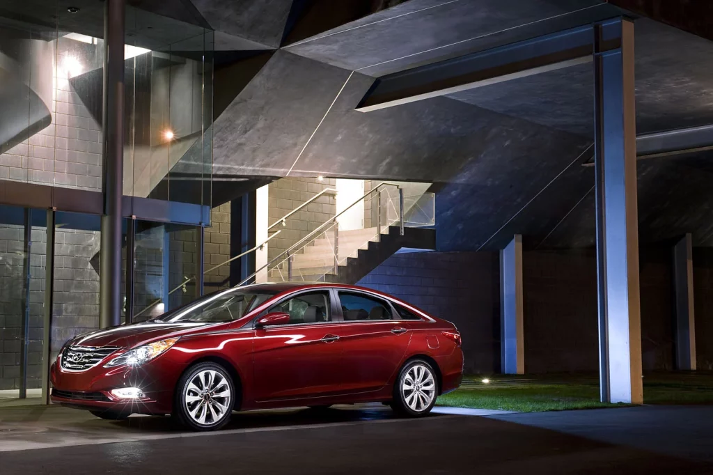 Cuatro décadas del Hyundai Sonata: la larga y azarosa historia del gran líder coreano 6 Motor16 HYUNDAI SONATA 6 GENERACION 1 Motor16