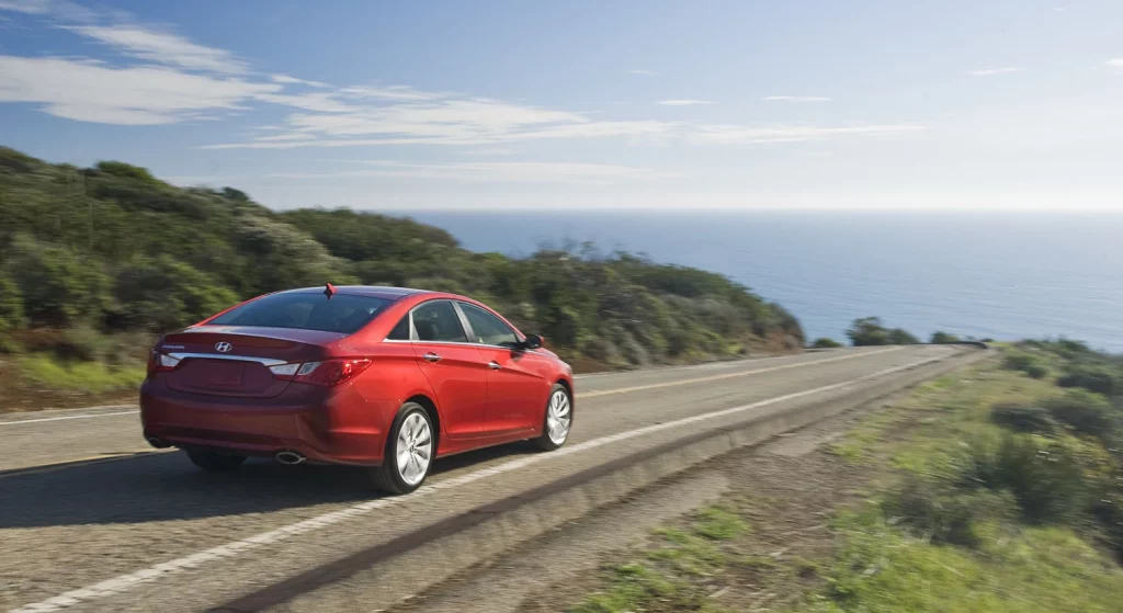 Cuatro décadas del Hyundai Sonata: la larga y azarosa historia del gran líder coreano 33 Motor16 HYUNDAI SONATA 6 GENERACION 2 Motor16