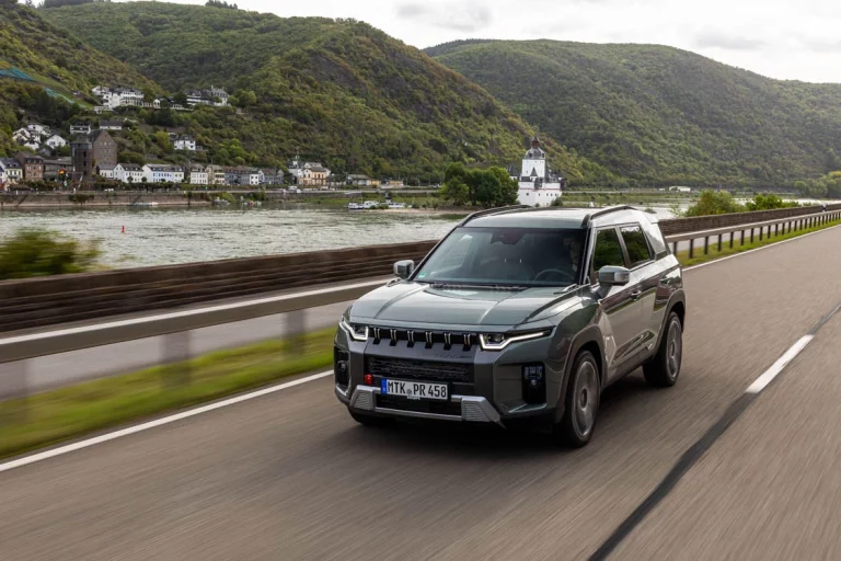 KGM Torres HEV: El precio de tener una mecánica híbrida y etiqueta ECO