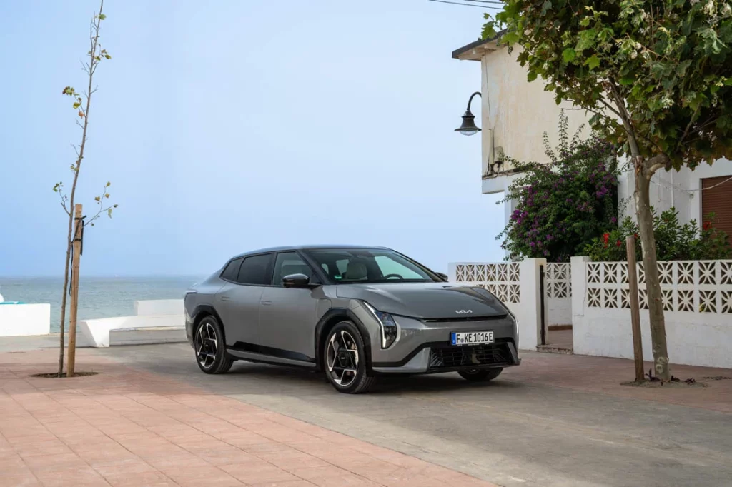 Kia EV4 Fastback 1 Motor16