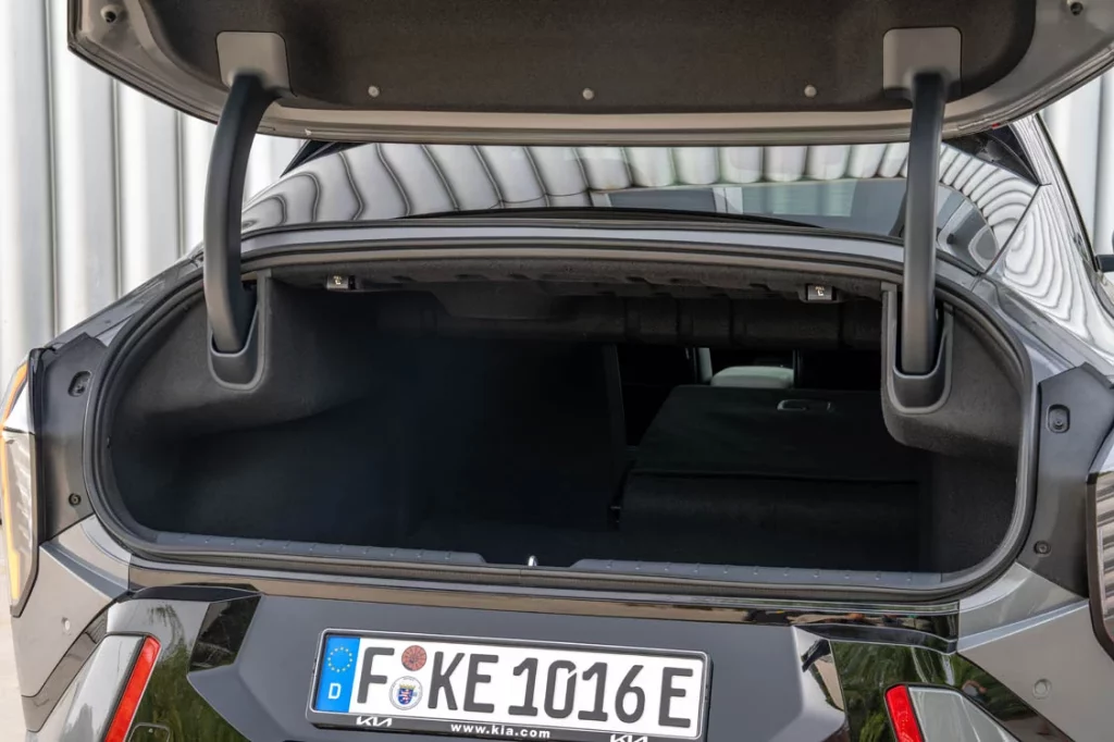 Kia EV4 Fastback 19 Motor16