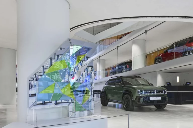 Todo el universo Renault, y mucho más, en un nuevo espacio en el corazón de París