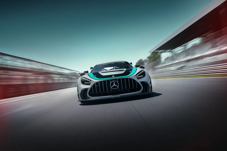 El Mercedes-AMG GT2 Edition W16 es todo un homenaje a la Fórmula 1