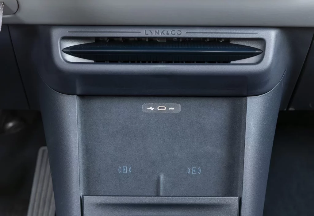 Prueba del Lynk&Co 02 More: Un SUV eléctrico con piel de cordero