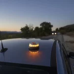 Alberto (39), agente de Tráfico: «Así puedes saber si tu baliza V-16 es legal»