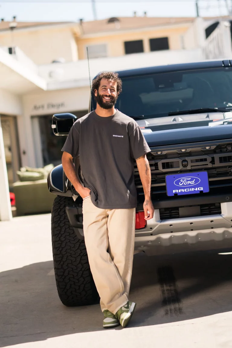 Ford Raptor y Ford Racing seducen al ex piloto de F1 Daniel Ricciardo