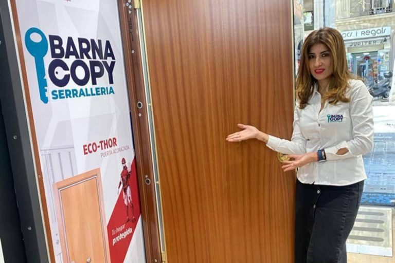 Instalación profesional de puertas Cabma acorazadas en Barcelona con asesoría personalizada