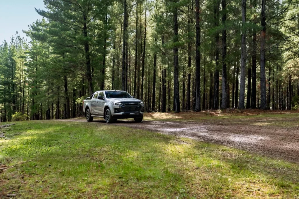 El Isuzu D-Max estrena motor diésel 2.2 y cambio automático de 8 velocidades