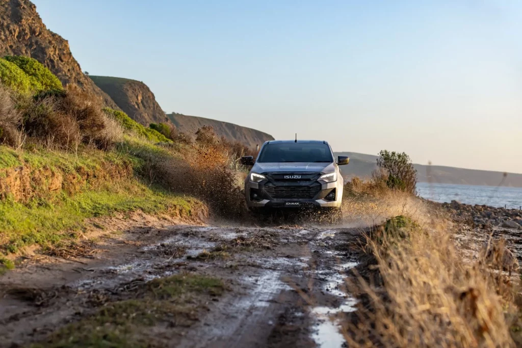 El Isuzu D-Max estrena motor diésel 2.2 y cambio automático de 8 velocidades