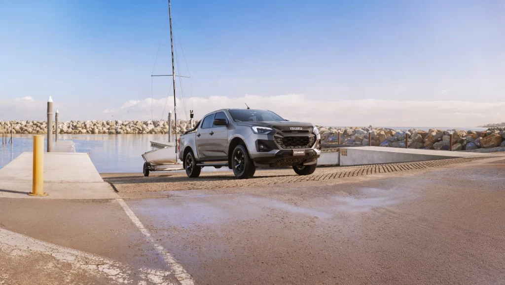 El Isuzu D-Max estrena motor diésel 2.2 y cambio automático de 8 velocidades