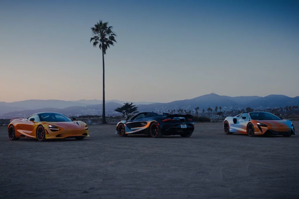 McLaren celebra un aniversario muy especial atravesando EE. UU.