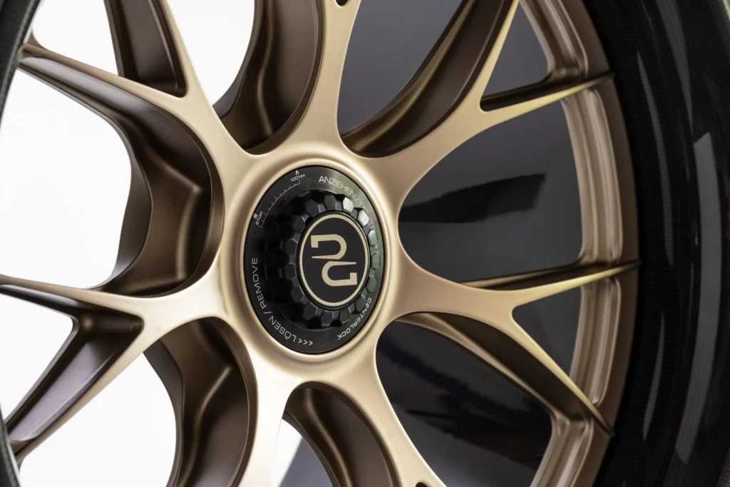 Tu Porsche 911 GT3 RS puede estrenar llantas de aluminio forjado y carbono