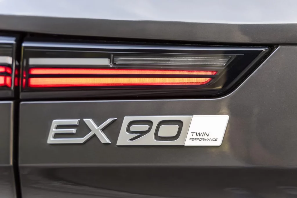 Prueba del Volvo EX90 Twin Motor Performance Ultra: ¡Viajeros, al tren!