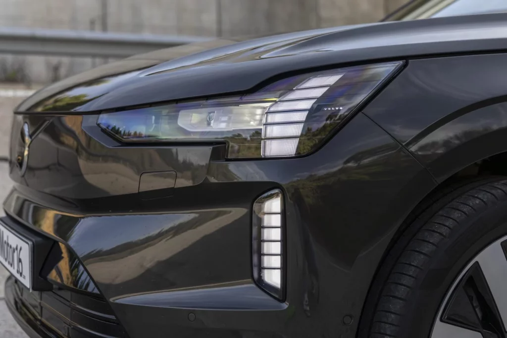 Prueba del Volvo EX90 Twin Motor Performance Ultra: ¡Viajeros, al tren!