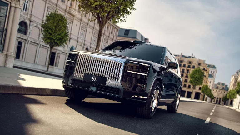 El Zeekr 9X llega al mercado con carrocería SUV y prestaciones de deportivo