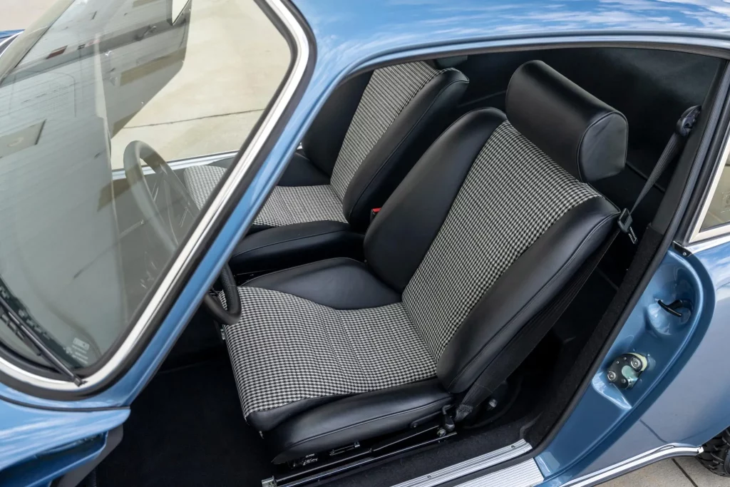 Los nombres que están detrás de este Porsche 911S que ha costado lo que cuatro a estrenar 24 Motor16 1971 Porsche 911S RUF Seinfeld 19 Motor16