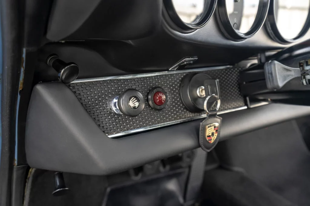 Los nombres que están detrás de este Porsche 911S que ha costado lo que cuatro a estrenar 27 Motor16 1971 Porsche 911S RUF Seinfeld 21 Motor16