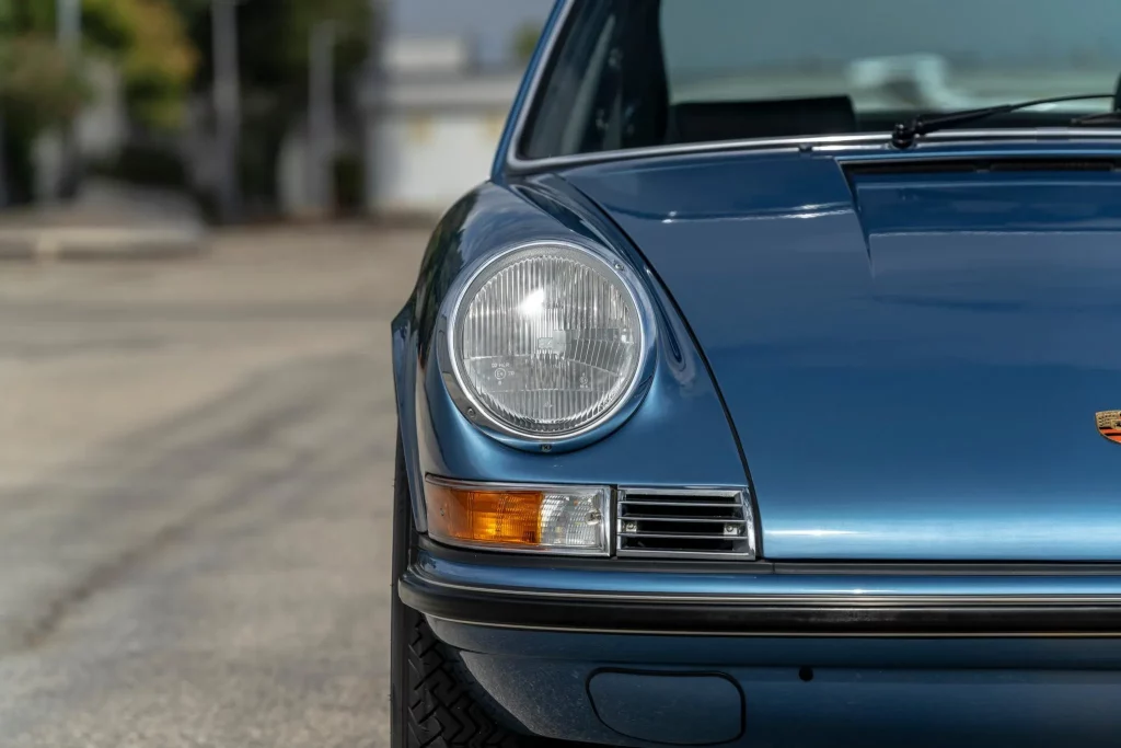 Los nombres que están detrás de este Porsche 911S que ha costado lo que cuatro a estrenar 11 Motor16 1971 Porsche 911S RUF Seinfeld 3 Motor16