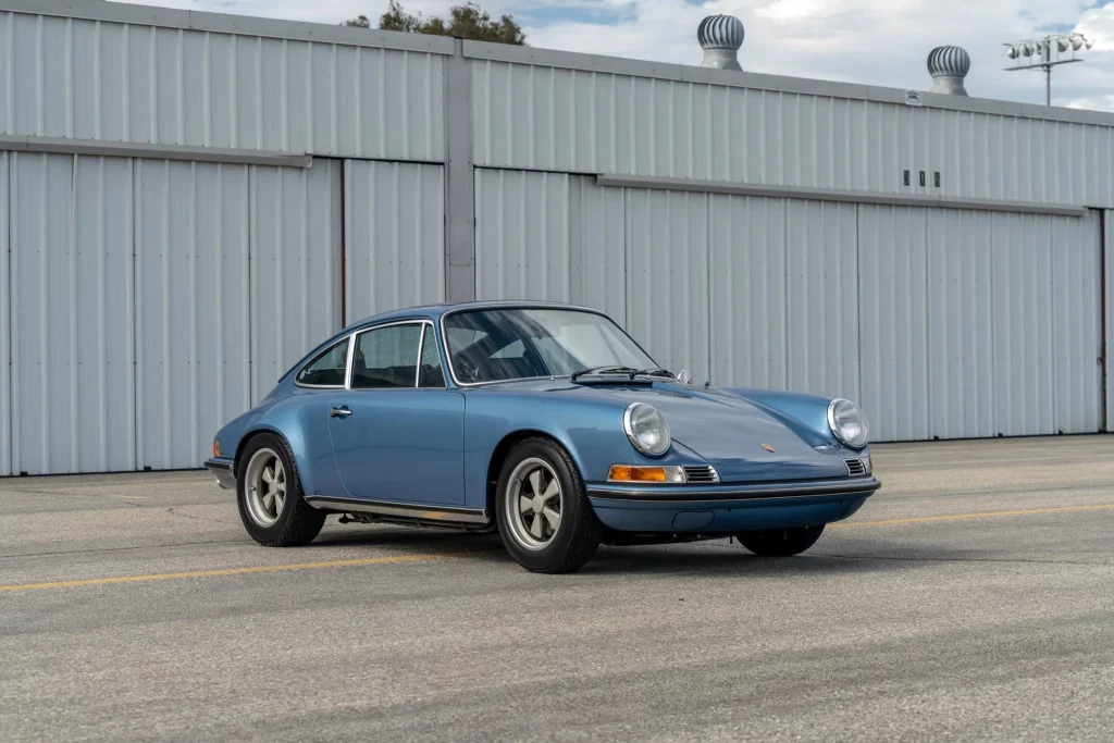 Los nombres que están detrás de este Porsche 911S que ha costado lo que cuatro a estrenar 5 Motor16 1971 Porsche 911S RUF Seinfeld 6 Motor16