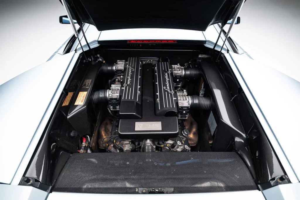 Lamborghini, V12, manual... Mejor combinación que la de Euromillones 2 Motor16 2003 Lamborghini Murciélago BaT. Imagen motor.