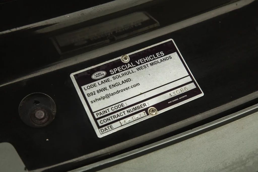 El Range Rover más querido por la Reina Isabel II y por Jeremy Clarkson puede ser tuyo 46 Motor16 2007 range rover voge iconic auctioneers 11 Motor16