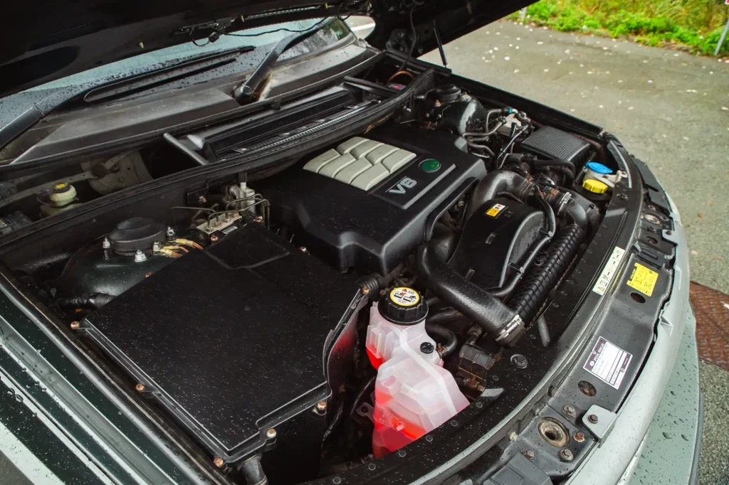 El Range Rover más querido por la Reina Isabel II y por Jeremy Clarkson puede ser tuyo 44 Motor16 2007 range rover voge iconic auctioneers 3 Motor16