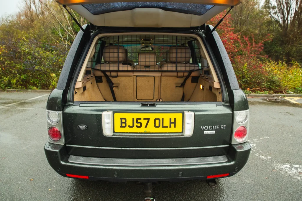 El Range Rover más querido por la Reina Isabel II y por Jeremy Clarkson puede ser tuyo 39 Motor16 2007 range rover voge iconic auctioneers 39 Motor16