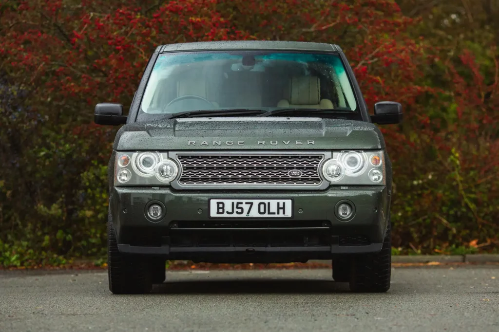 El Range Rover más querido por la Reina Isabel II y por Jeremy Clarkson puede ser tuyo 6 Motor16 2007 range rover voge iconic auctioneers 6 Motor16