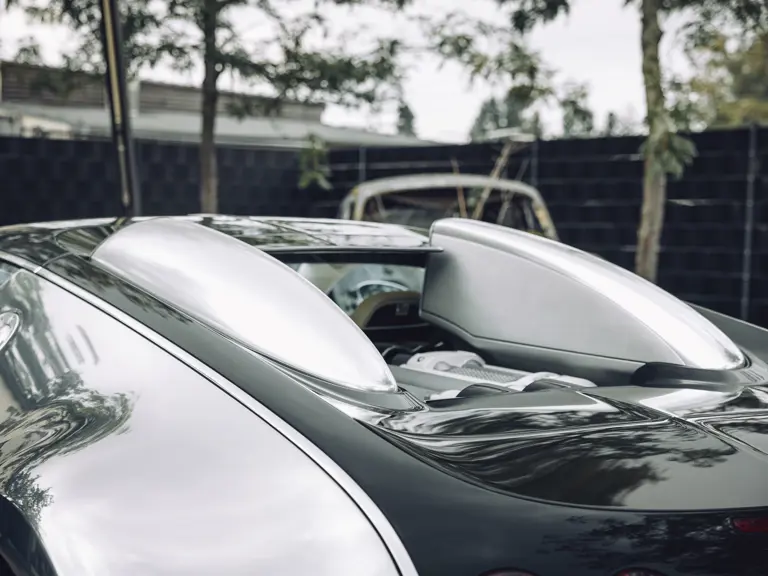 Este Bugatti Veyron no necesita pintura para acariciar los 2 millones de euros 21 Motor16 2008 bugatti veyron 16 4 pur sang 27 Motor16