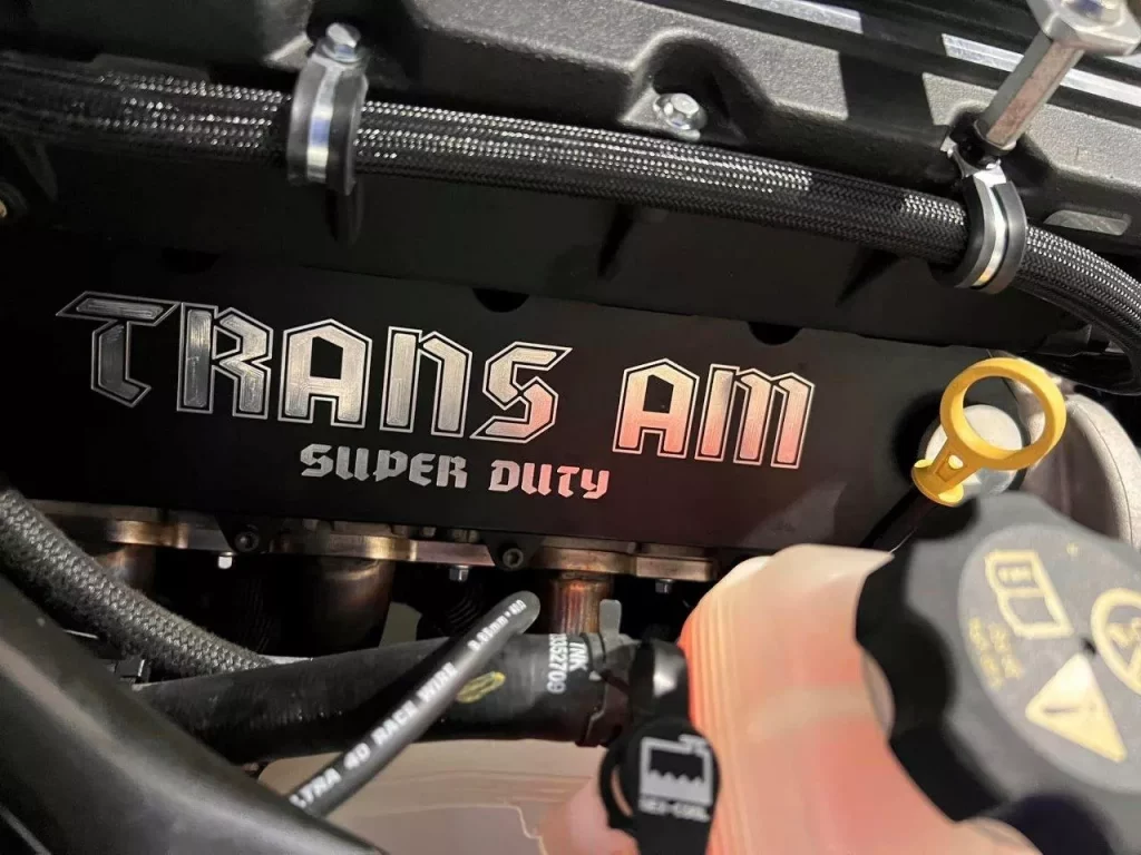 El mítico Pontiac Trans Am sigue vivo y con más potencia que un Veyron 33 Motor16 2010 Pontiac Trans Am Super Duty 25 Motor16