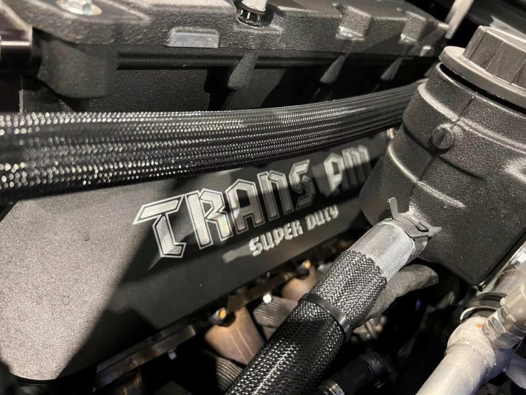 El mítico Pontiac Trans Am sigue vivo y con más potencia que un Veyron 34 Motor16 2010 Pontiac Trans Am Super Duty 27 Motor16