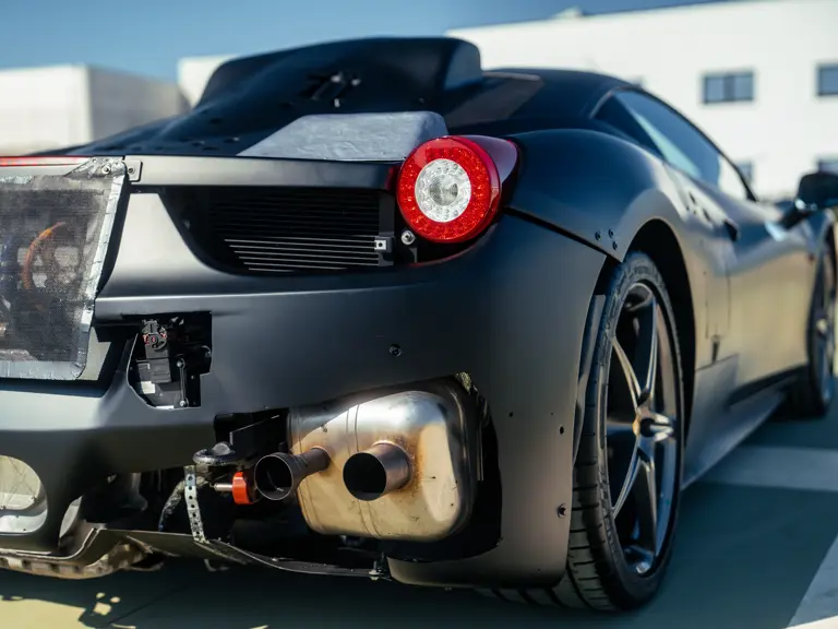 El Ferrari 458 Italia del millón de euros que es un regalo para lo que encierra 23 Motor16 2011 Ferrari 458 Italia M6 LaFerrari 17 Motor16