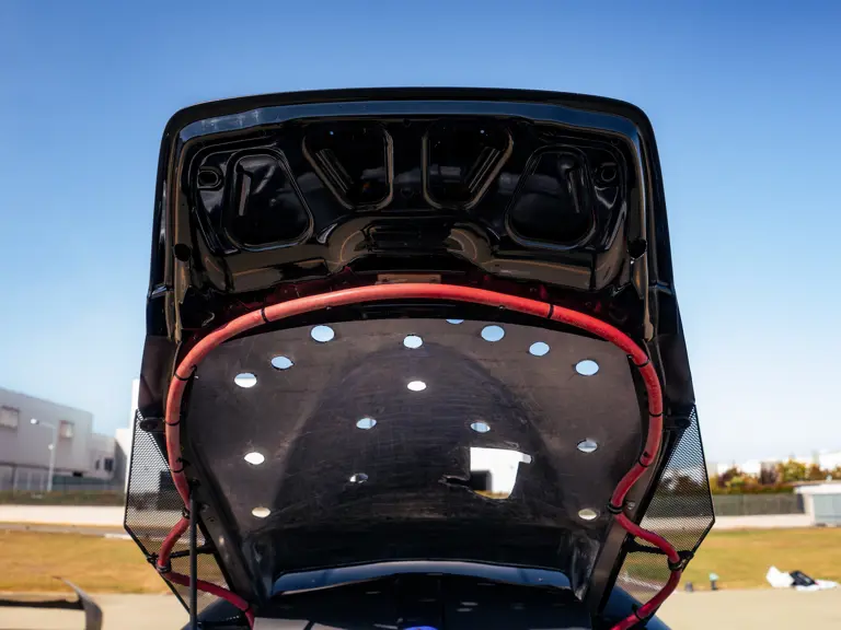 El Ferrari 458 Italia del millón de euros que es un regalo para lo que encierra 36 Motor16 2011 Ferrari 458 Italia M6 LaFerrari 28 Motor16