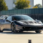 El Ferrari 458 Italia del millón de euros que es un regalo para lo que encierra