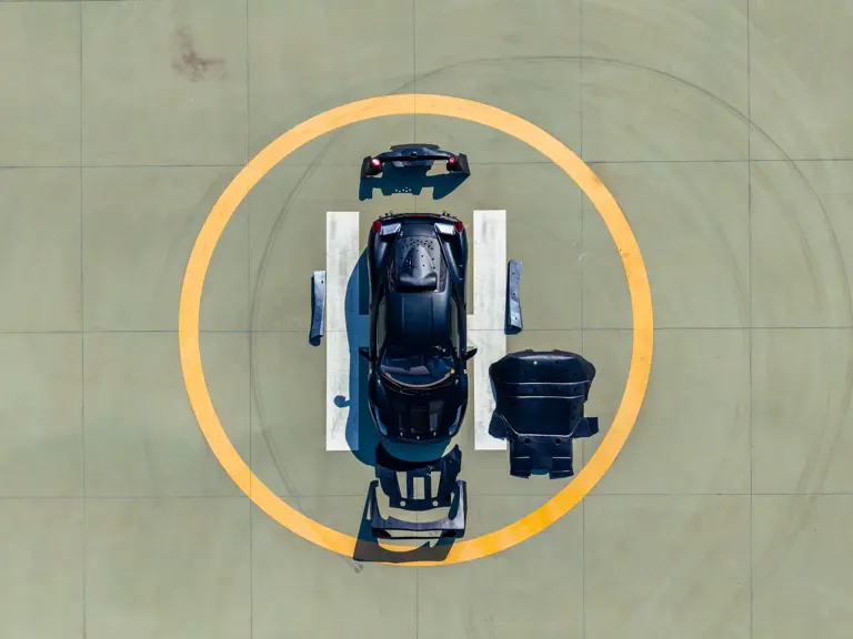 El Ferrari 458 Italia del millón de euros que es un regalo para lo que encierra 2 Motor16 2011 Ferrari 458 Italia. M6. LaFerrari. Imagen superior.